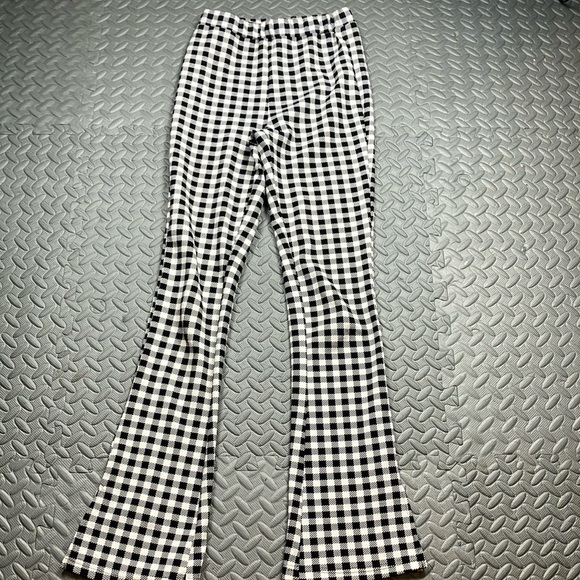 SHEIN Women’s Black and‎ White Checkered Flare Pants Size XS - Picture 1 of 8